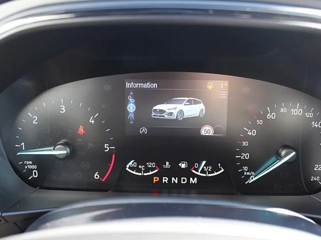 Ford Focus ST Line Wagon