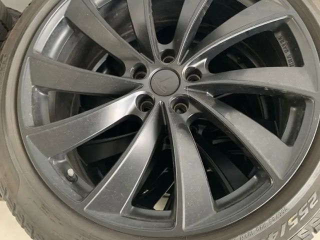 Tesla Model Y Performance