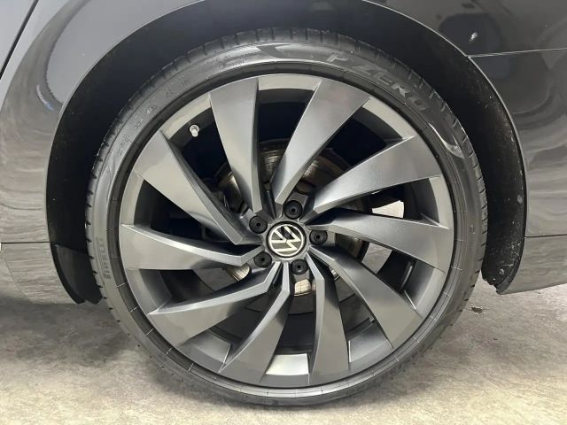 Volkswagen Arteon 2.0 TSI DSG R-Line