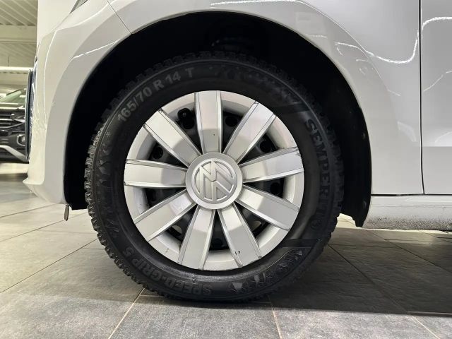 Volkswagen up! Move Move up!