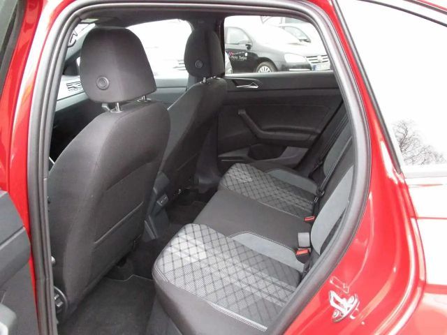 Volkswagen Taigo 1.5 TSI DSG R-Line