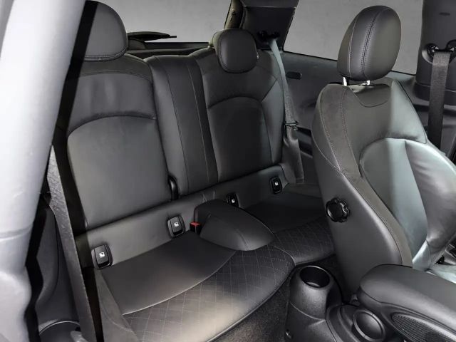 MINI John Cooper Works Sport Aut. JCW Trim HiFi RFK Pano AdapLED