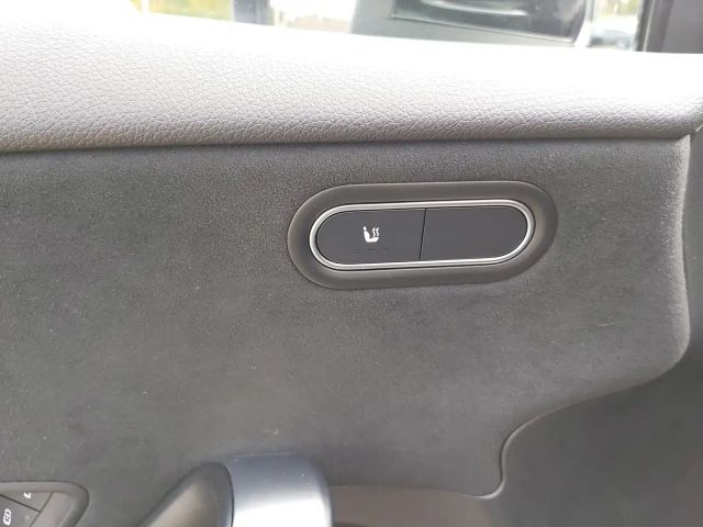 Mercedes-Benz A 200 AMG Line Hatchback