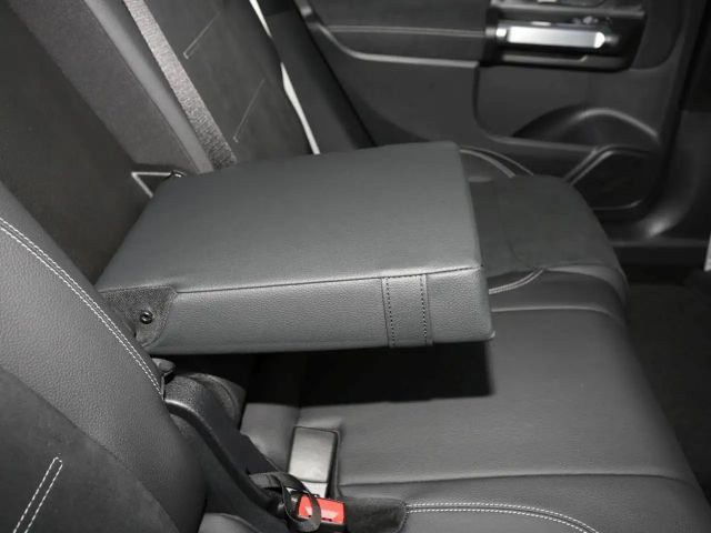 Mercedes-Benz GLB 200 AMG Line GLB 200 d