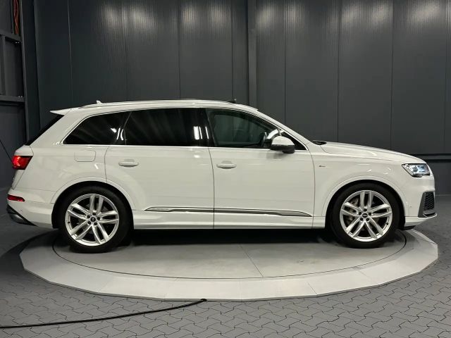 Audi Q7 55 TFSI Quattro S-Line