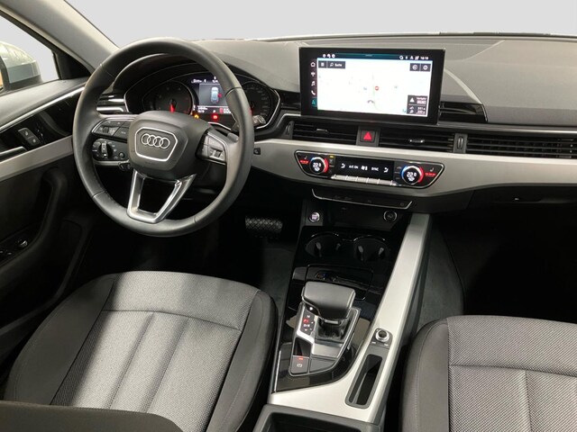 Audi A4 30 TDI Avant S-Tronic