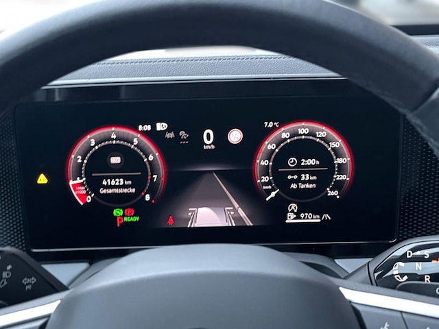 Volkswagen Passat 1.5 eTSI Business Variant