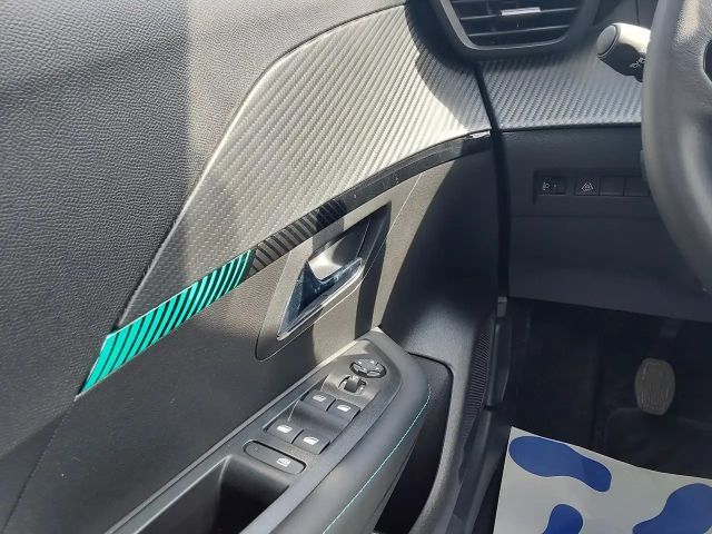 Peugeot 208 Allure Pack PureTech