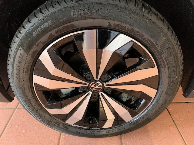 Volkswagen T-Cross T-CROSS 1.0  StyleB 081 TSIM6F