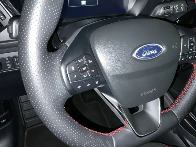 Ford Kuga ST Line X