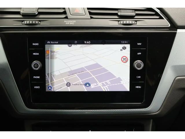 Volkswagen Touran 2.0 TDI DSG R-Line