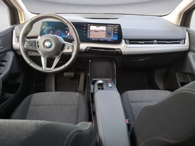 BMW 218 DCT