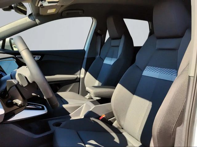 Audi Q4 e-tron Business Quattro