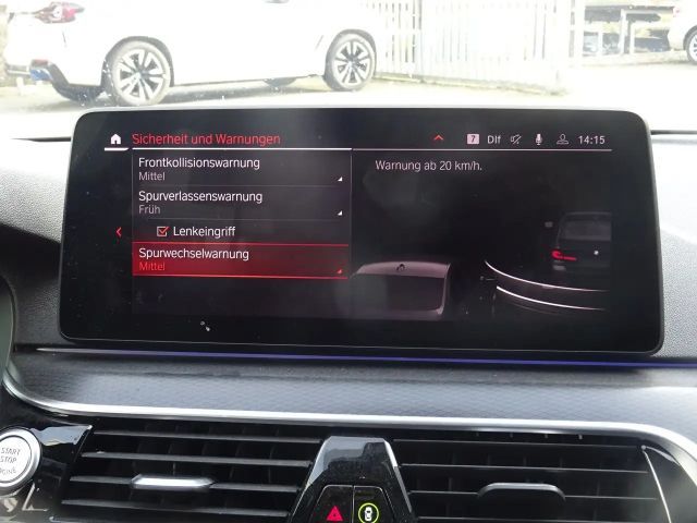 BMW 530 530d M-Sport Sedan xDrive