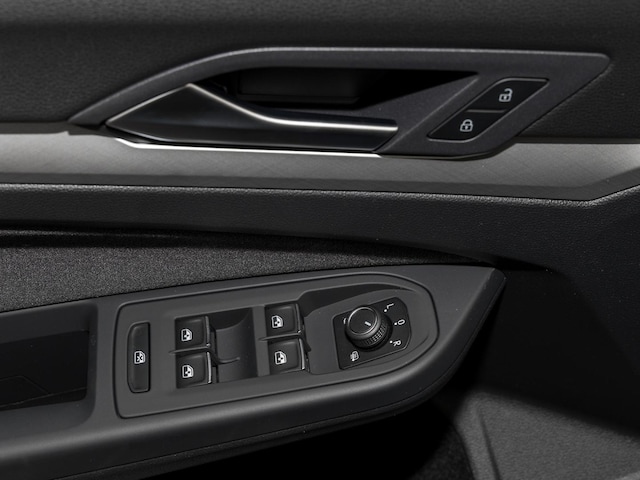 Volkswagen Golf Life Variant