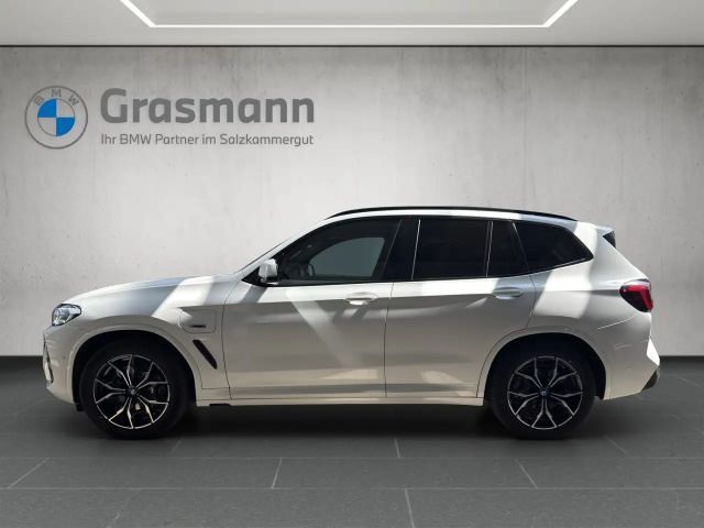 BMW X3 xDrive30e