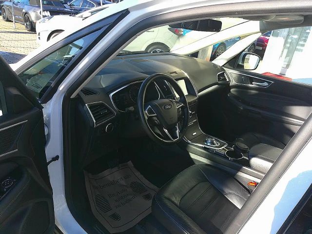 Ford Galaxy Titanium