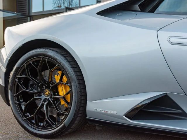 Lamborghini Huracan AWD EVO