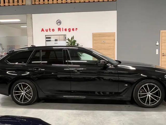 BMW 520 520d M-Sport xDrive
