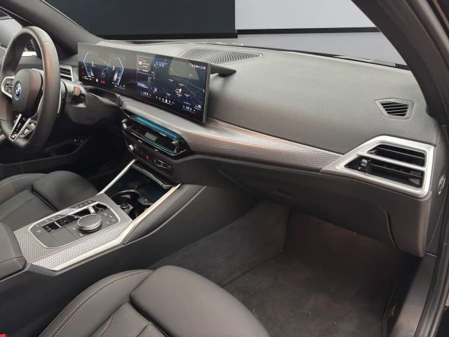 BMW 330 330e Touring