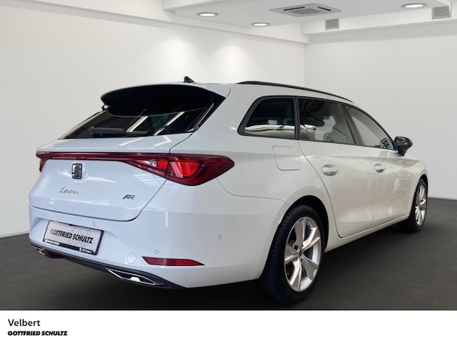 Seat Leon 1.5 eTSI FR-lijn Sportstourer