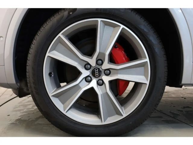 Audi Q5 55 TFSI Hybride Quattro S-Line