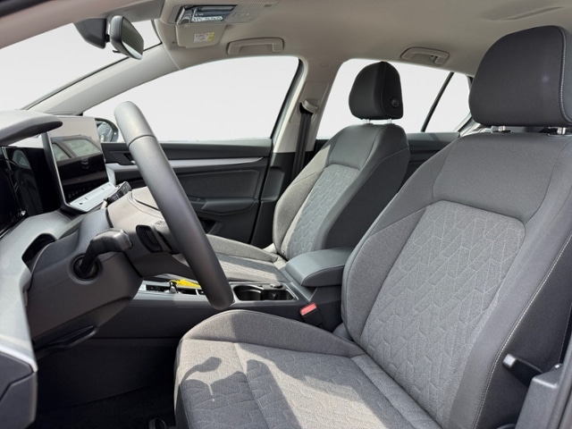 Volkswagen Golf 1.5 eTSI DSG