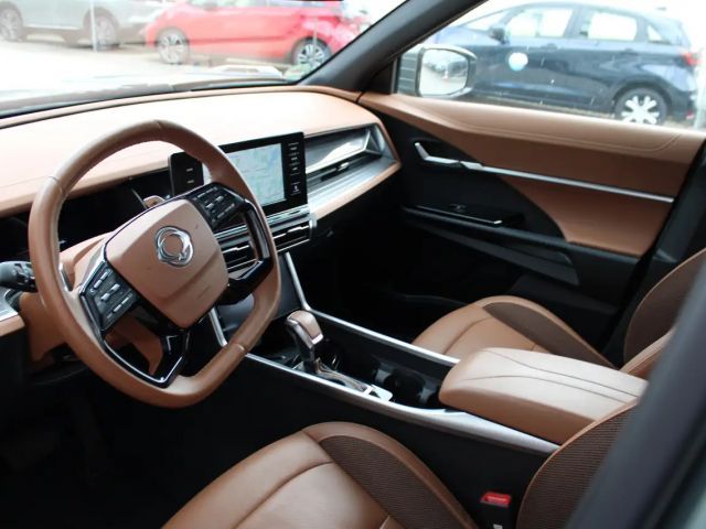 SsangYong Torres 2WD Forest Edition