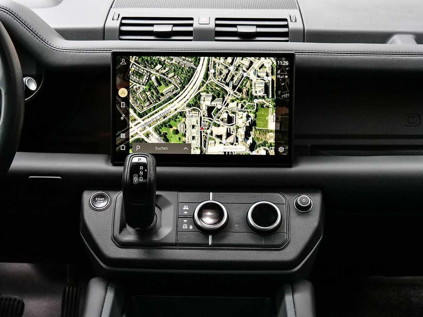 Land Rover Defender 110 Dynamic HSE