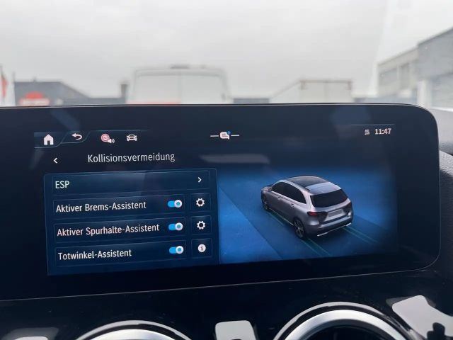 Mercedes-Benz B 200 Progressive Sedan