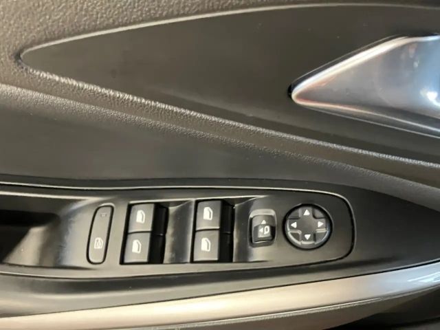 Opel Grandland X 1.6 Turbo