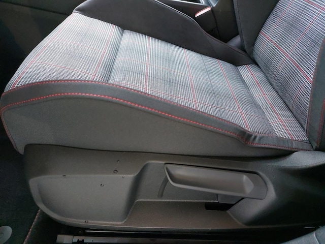 Volkswagen Golf 2.0 TSI DSG GTI