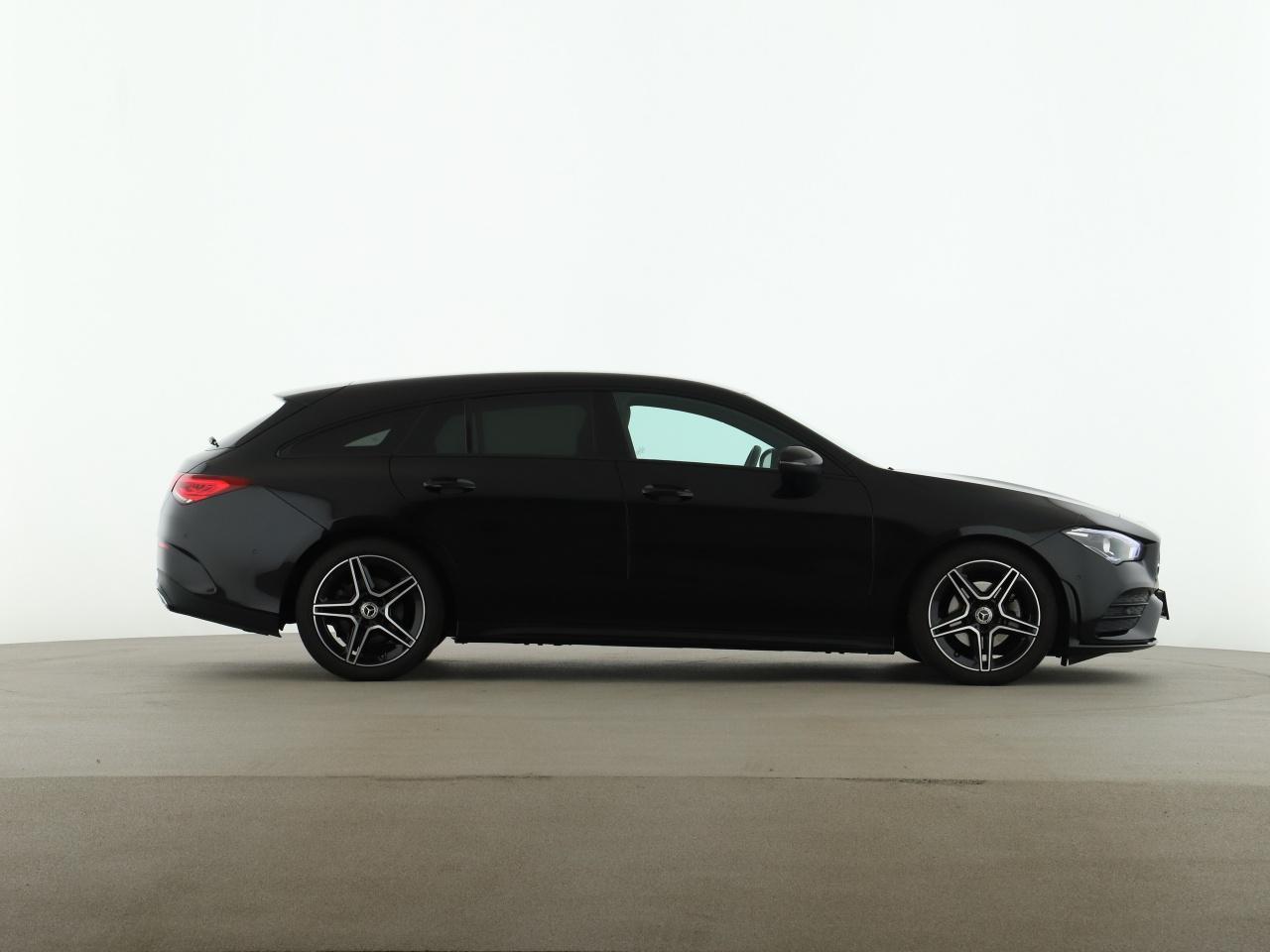 Mercedes-Benz CLA 200 AMG Line Shooting Brake