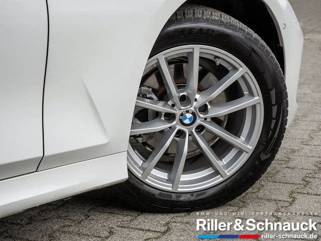 BMW 320 320i M-Sport Touring