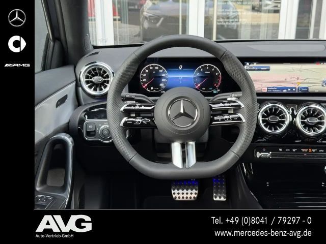 Mercedes-Benz A 200 AMG Line