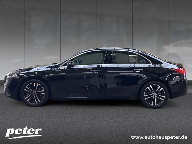 Mercedes-Benz A 200 A 200 d Progressive