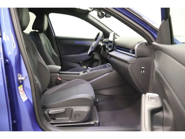 Volkswagen T-Roc 1.5 eTSI DSG R-Line