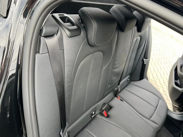 BMW 116 116d Advantage pakket Sedan