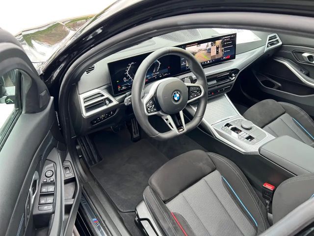 BMW 320 320d M-Sport Sedan xDrive