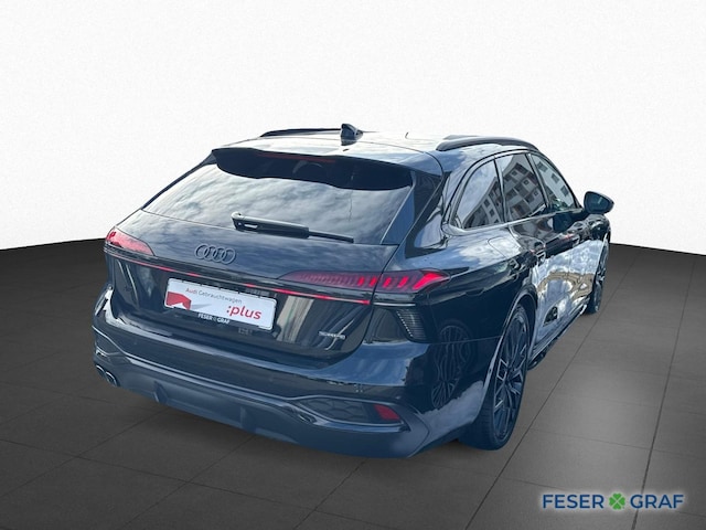 Audi A6 Avant Quattro S-Tronic