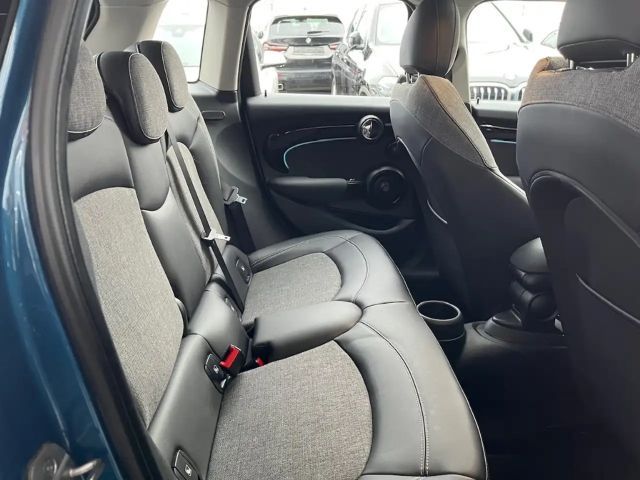 MINI Cooper S 5-deurs