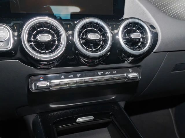 Mercedes-Benz B 180 Progressive