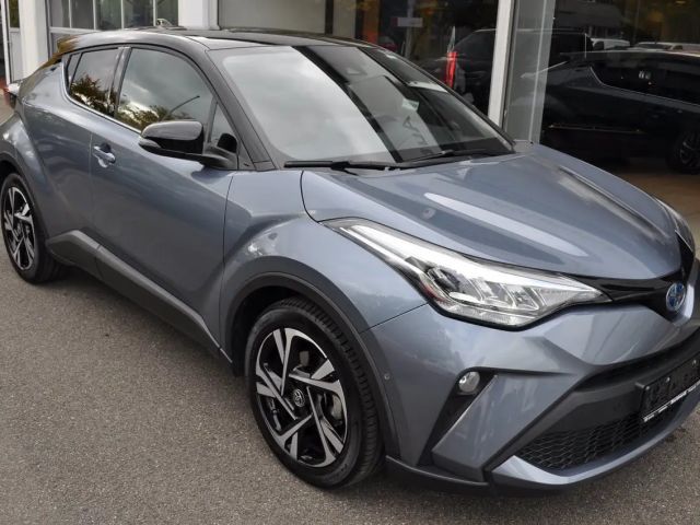 Toyota C-HR Hybride Team D