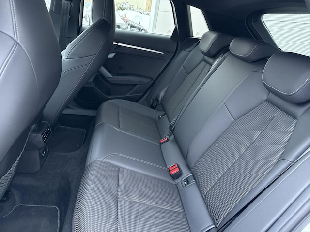 Audi A3 30 TFSI S-Line S-Tronic Sportback