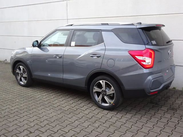 SsangYong Tivoli 2WD Sapphire