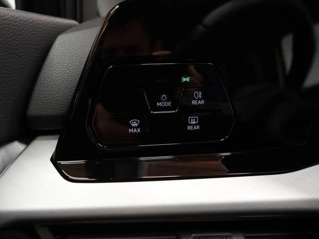 Volkswagen Golf DSG Variant