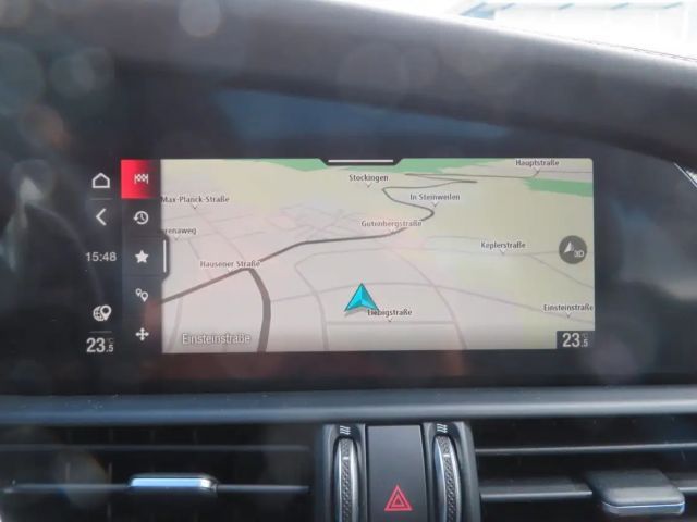 Alfa Romeo Giulia Q4