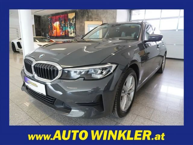BMW 330 330e Touring xDrive