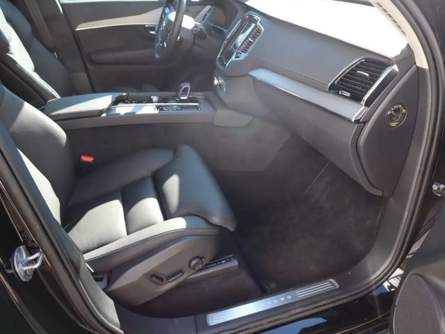 Volvo XC90 AWD Dark Plus T8