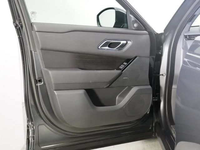 Land Rover Range Rover Velar SE